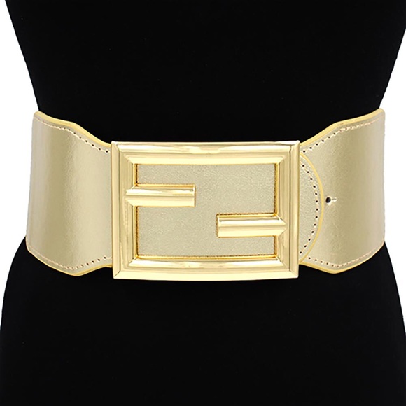 Oversized Metal Buckle Accented Elastic Statement Belt - Picture 5 of 5